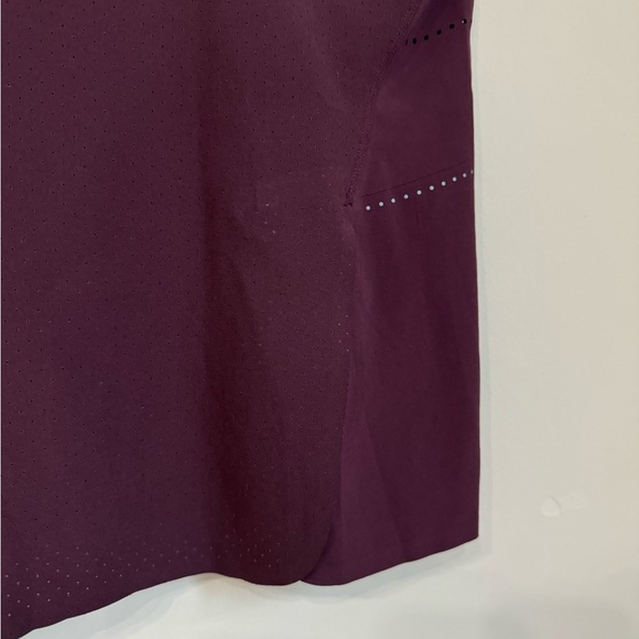 NWOT Lululemon find your pace tank in maroon size 8 - Picture 10 of 12